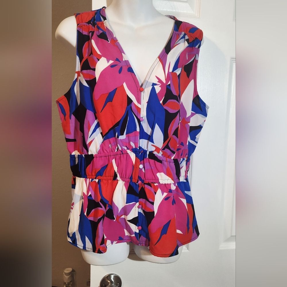 Nine West top